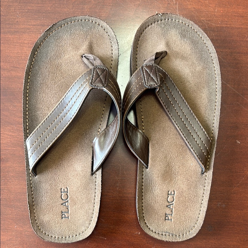 The Children's Place Brown Leather Flip Flops